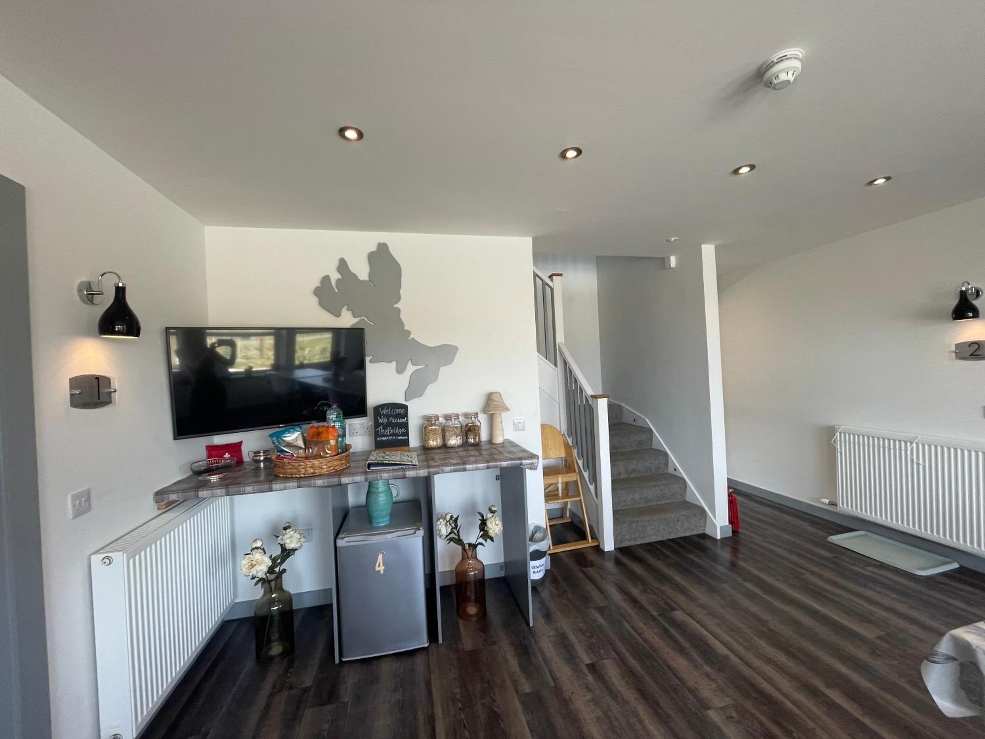 Willa The Bridge Self Catering Kilmaluag Zewnętrze zdjęcie