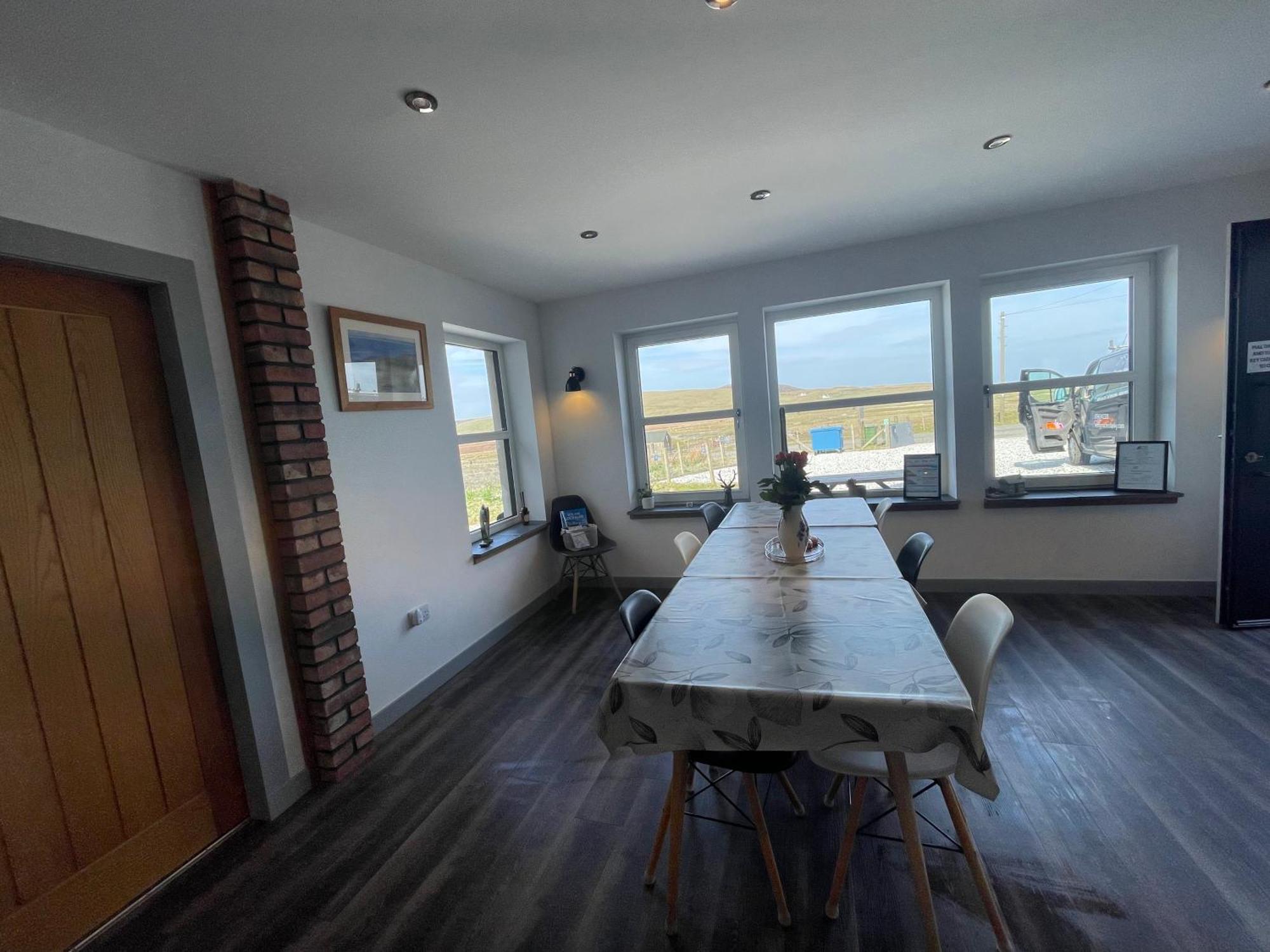 Willa The Bridge Self Catering Kilmaluag Zewnętrze zdjęcie