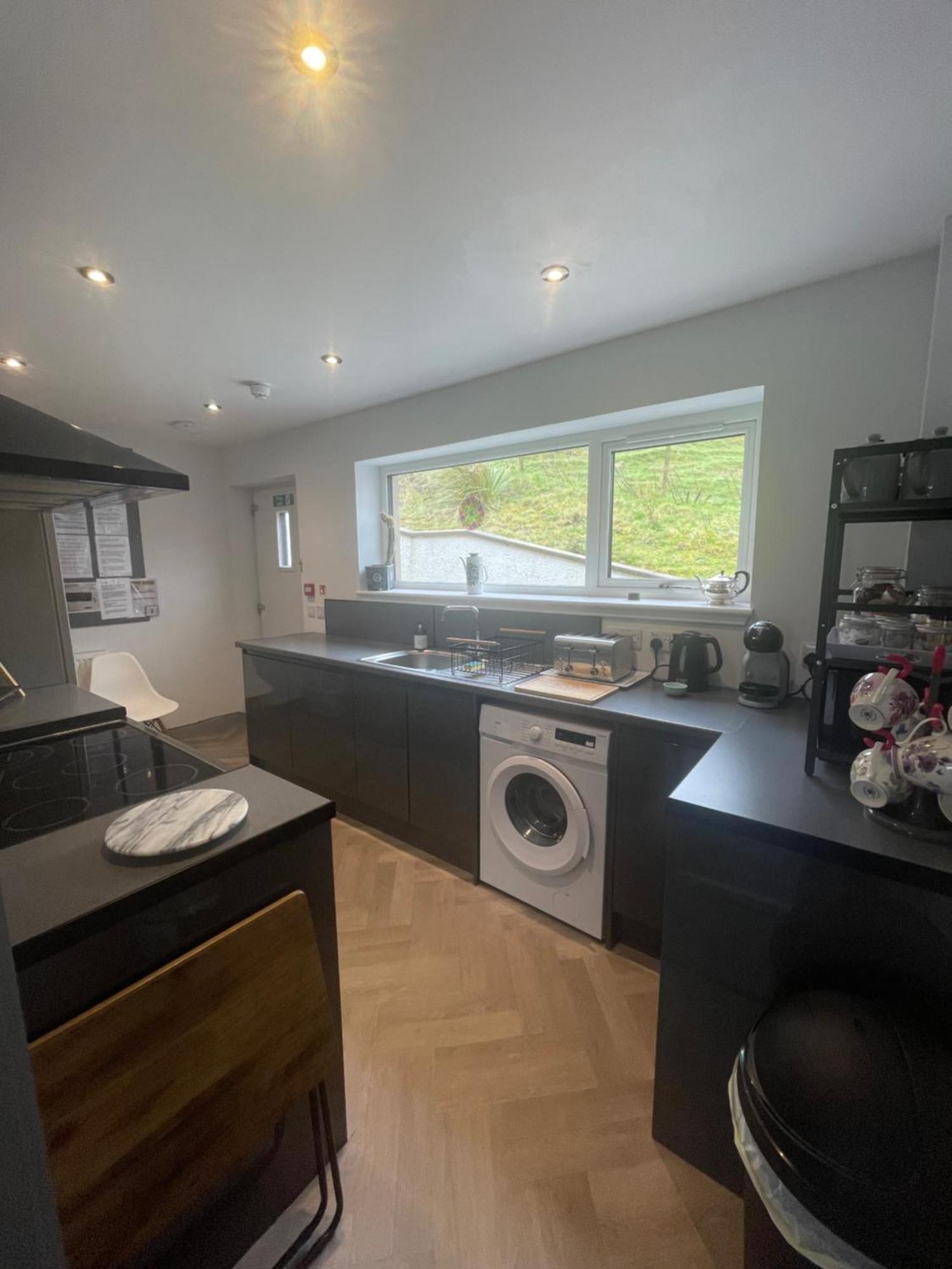 Willa The Bridge Self Catering Kilmaluag Zewnętrze zdjęcie